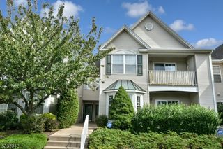221 Cambridge Ct 221, Clifton City, NJ 07014