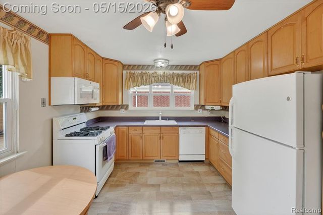1575 Selma Street, Westland, MI 48186