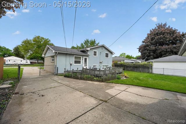 1575 Selma Street, Westland, MI 48186