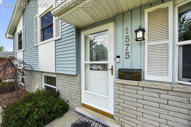 1575 Selma Street, Westland, MI 48186