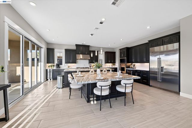 2799 Lahontan Way, Dublin, CA 94568