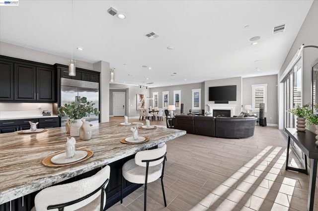 2799 Lahontan Way, Dublin, CA 94568