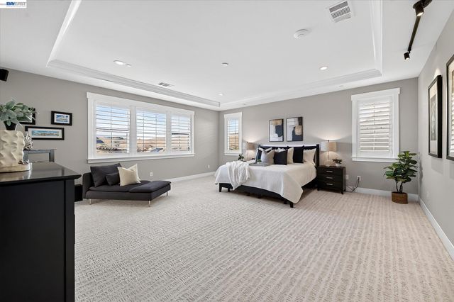 2799 Lahontan Way, Dublin, CA 94568