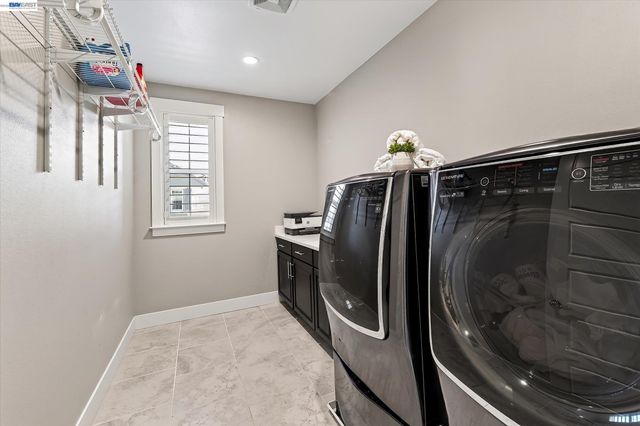 2799 Lahontan Way, Dublin, CA 94568