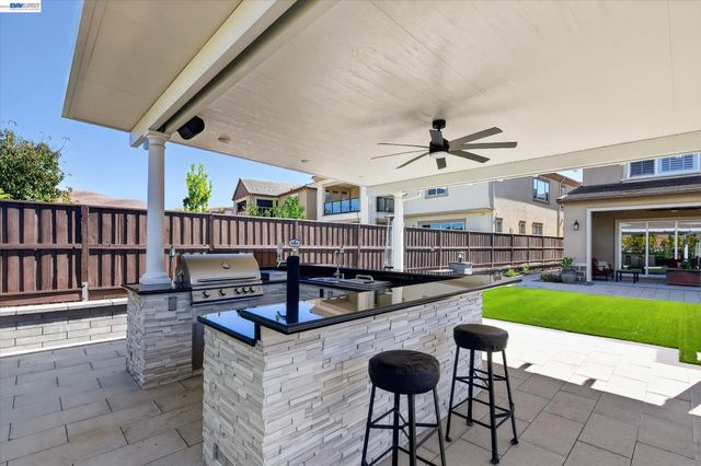 2799 Lahontan Way, Dublin, CA 94568