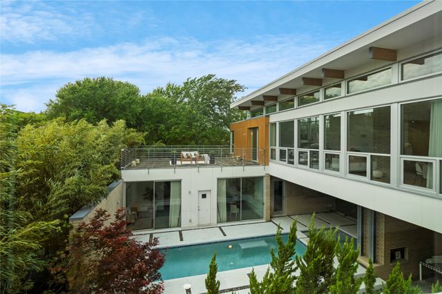 802 N Oak Cliff Boulevard, Dallas, TX 75208