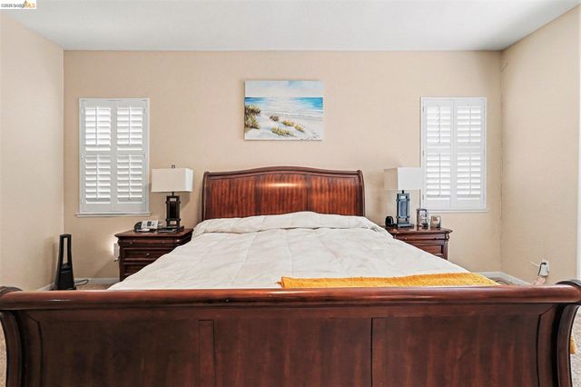 161 Monet Dr, Oakley, CA 94561