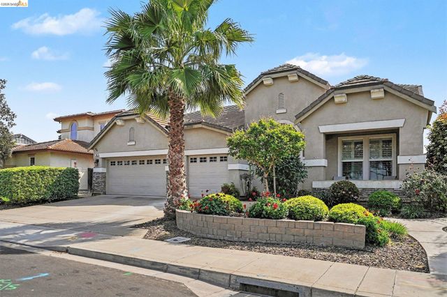 161 Monet Dr, Oakley, CA 94561