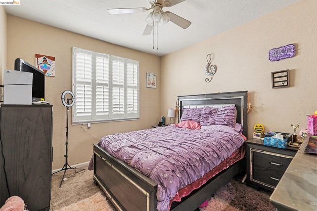 161 Monet Dr, Oakley, CA 94561