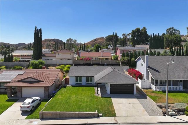 29147 Lotusgarden Drive, Canyon Country, CA 91387