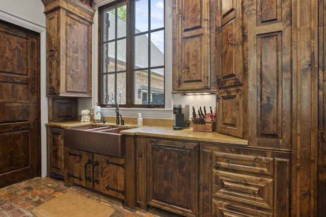 135 Wild Meadows, Hattiesburg, MS 39402