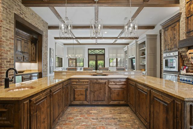 135 Wild Meadows, Hattiesburg, MS 39402