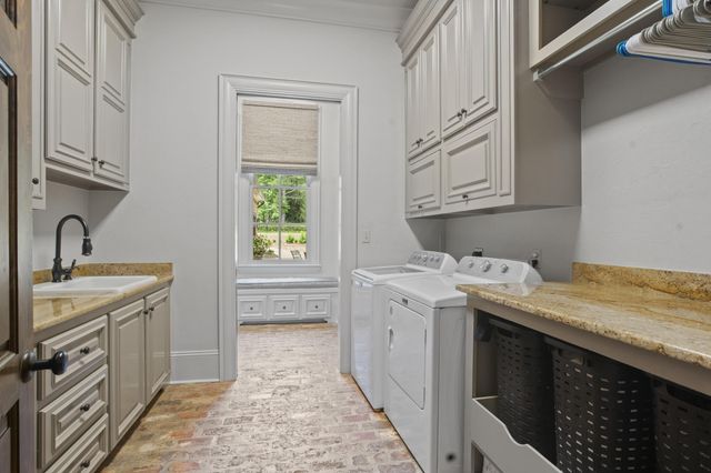 135 Wild Meadows, Hattiesburg, MS 39402