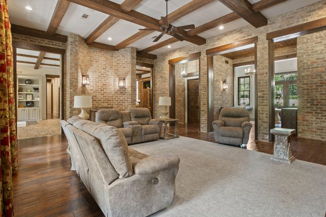 135 Wild Meadows, Hattiesburg, MS 39402