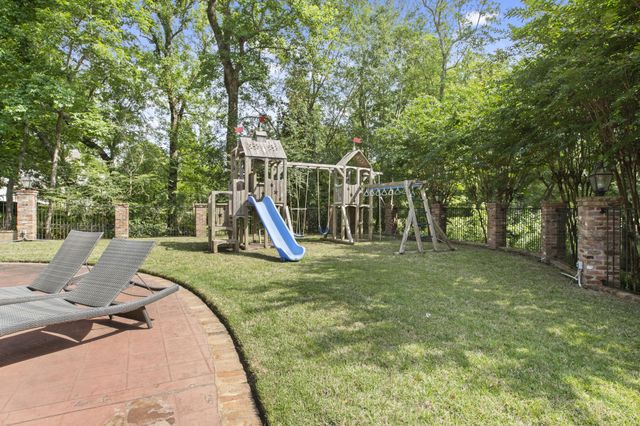 135 Wild Meadows, Hattiesburg, MS 39402