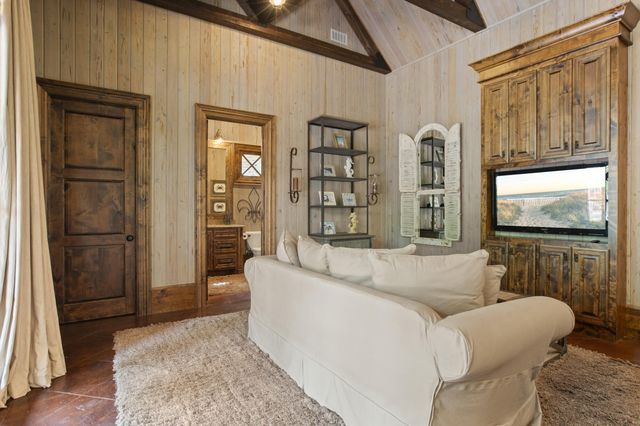 135 Wild Meadows, Hattiesburg, MS 39402