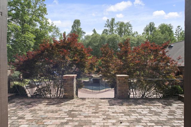 135 Wild Meadows, Hattiesburg, MS 39402