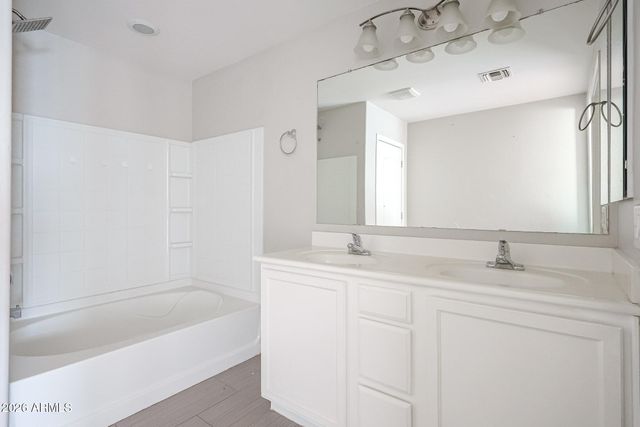 10423 W HUGHES Drive, Tolleson, AZ 85353