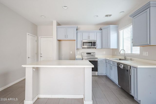 10423 W HUGHES Drive, Tolleson, AZ 85353