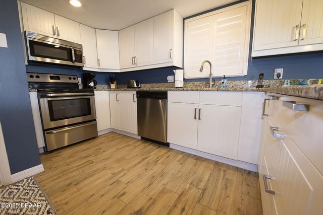 1571 S Atlantic Ave Apt 105, New Smyrna Beach, FL 32169