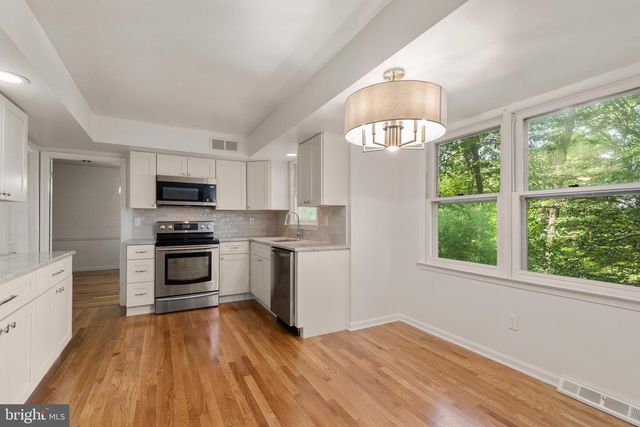 1038 EDGEWOOD CHASE, Glen Mills, PA 19342
