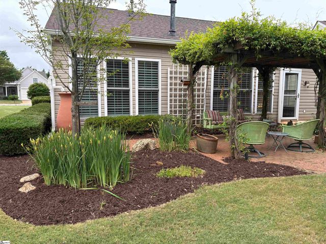 110 St. James Place Drive, Greer, SC 29650