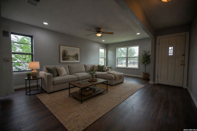 2423 AIKEN ST, San Antonio, TX 78237