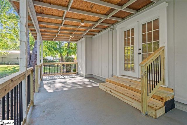 305 Woodfield Drive, Easley, SC 29642