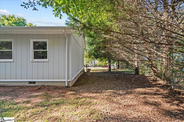 305 Woodfield Drive, Easley, SC 29642