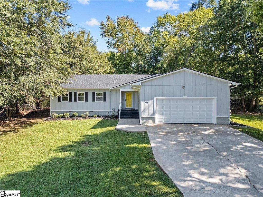 305 Woodfield Drive, Easley, SC 29642