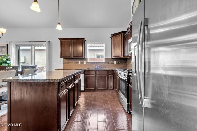 14251 RUSS LEACH Avenue, El Paso, TX 79938