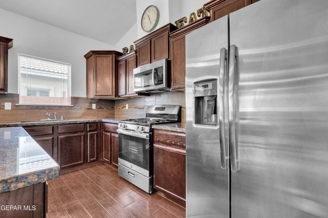 14251 RUSS LEACH Avenue, El Paso, TX 79938