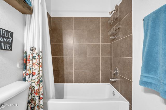 14251 RUSS LEACH Avenue, El Paso, TX 79938