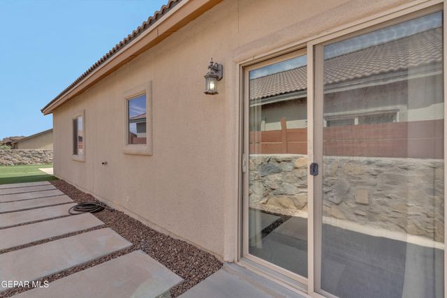 14251 RUSS LEACH Avenue, El Paso, TX 79938