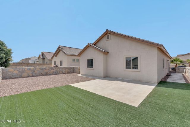 14251 RUSS LEACH Avenue, El Paso, TX 79938