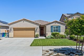 174 S Karen Avenue, Kerman, CA 93630