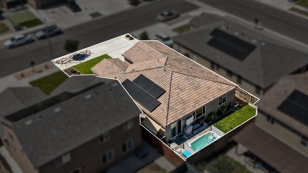 Image 36 of property listing at 174 S Karen Avenue, Kerman, CA 93630