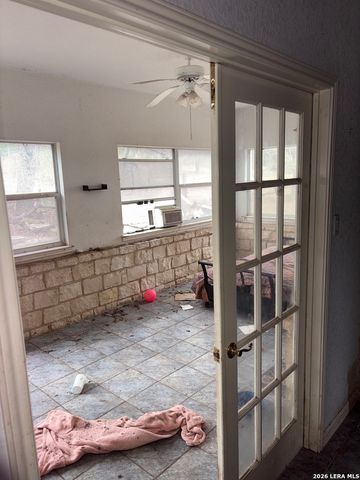 10520 Us Highway 281, Spring Branch, TX 78070