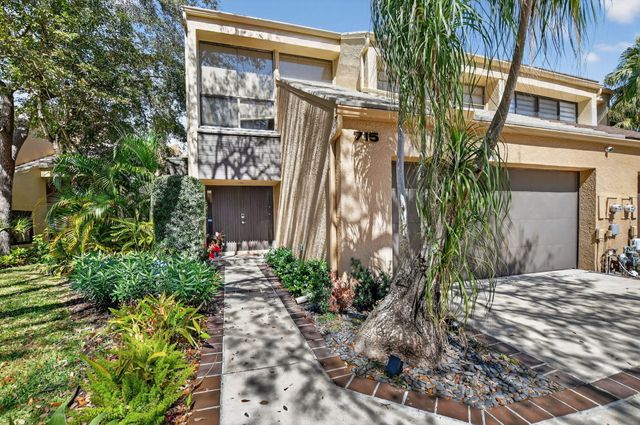 715 Saint Albans Drive, Boca Raton, FL 33486