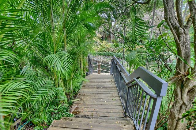 715 Saint Albans Drive, Boca Raton, FL 33486