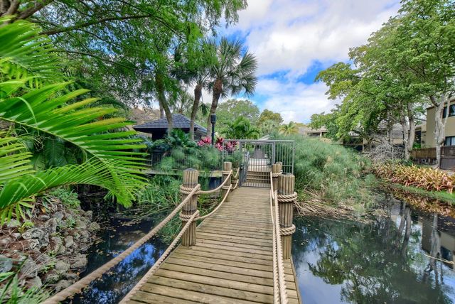 715 Saint Albans Drive, Boca Raton, FL 33486