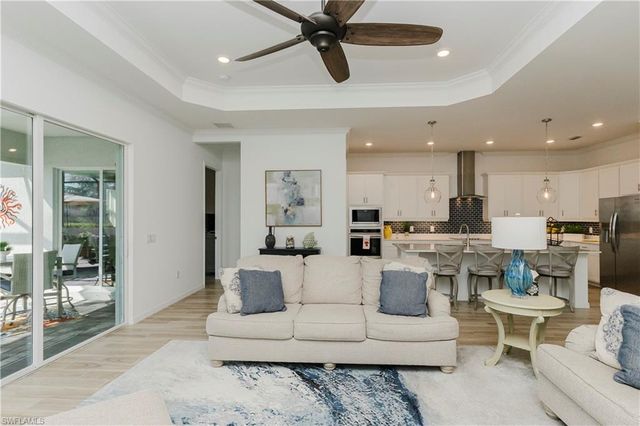 5925 BERWICK LN, Ave Maria, FL 34142