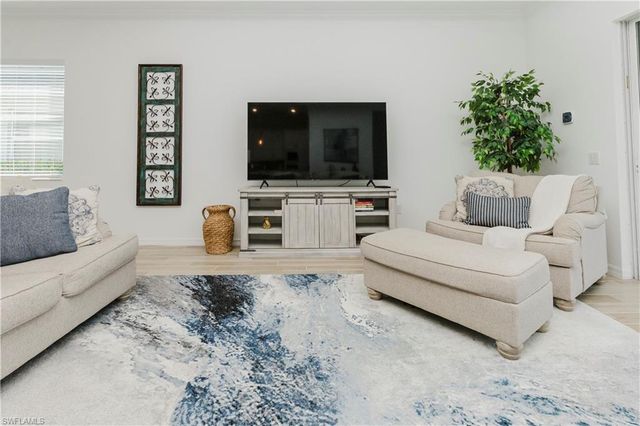 5925 BERWICK LN, Ave Maria, FL 34142