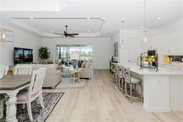 5925 BERWICK LN, Ave Maria, FL 34142