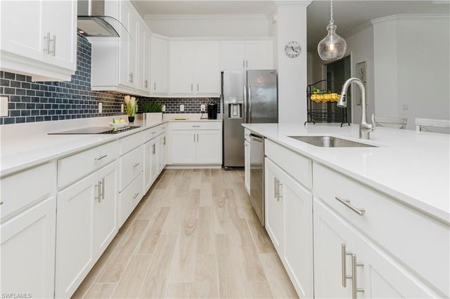 5925 BERWICK LN, Ave Maria, FL 34142