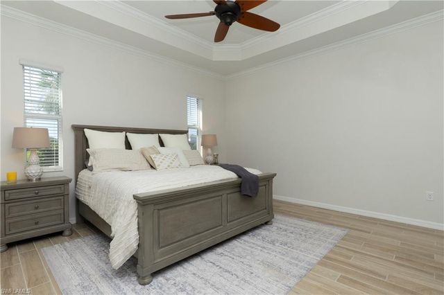 5925 BERWICK LN, Ave Maria, FL 34142