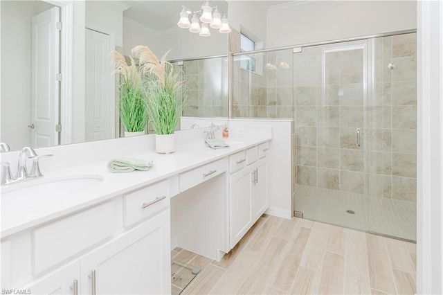 5925 BERWICK LN, Ave Maria, FL 34142