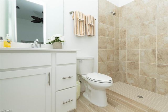 5925 BERWICK LN, Ave Maria, FL 34142