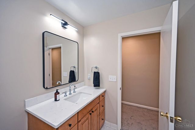 618 Bunker Lane, Mason, OH 45040