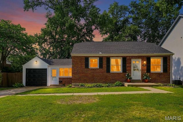 320 Fairway Lane, Kirkwood, MO 63122